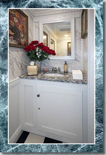 The Rosecliff Restroom Trailer The Rosecliff Restroom Trailer