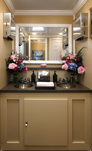CASTLE HILL Restroom Trailer interior view