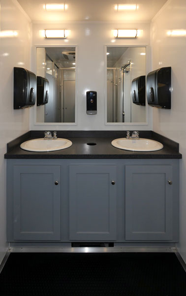 The PLANDOME Restroom Trailer interior view