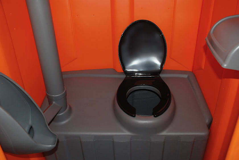 FULL SIZED TOILET SEAT