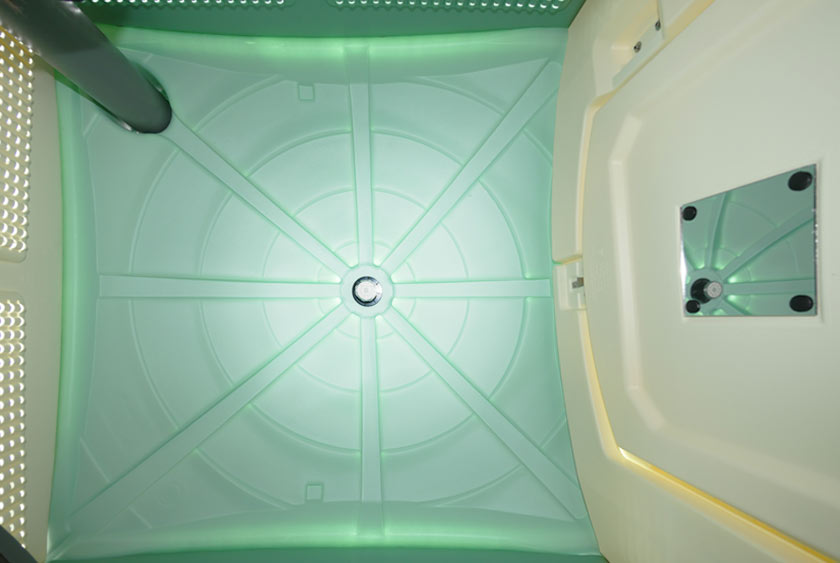 TRANSLUCENT ROOF DESIGN PROVIDES NATURAL LIGHT DURING THE DAY