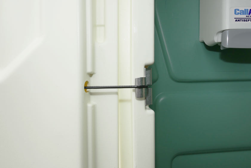 SELF CLOSING DOOR FOR PRIVACY