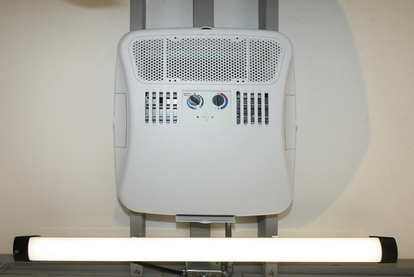 DOMETIC 13,000 BTU AIR CONDITIONING UNIT