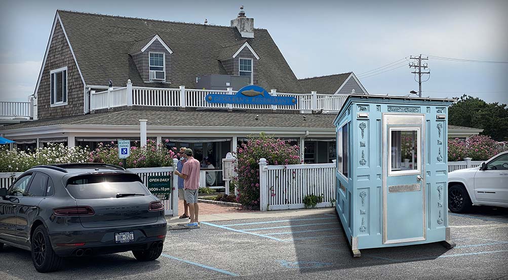 Valet Key Booth 25  | Valet Key Booth in Front of a Restaurant