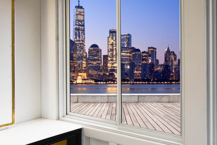 LARGE WINDOWS PROVIDE EXPANSIVE VIEW OF SURROUNDINGS