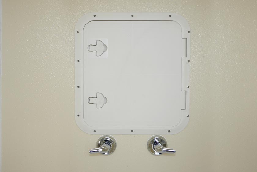 DOUBLE HANDLE CHROME HANDLES SUPPLY HOT AND COLD WATER