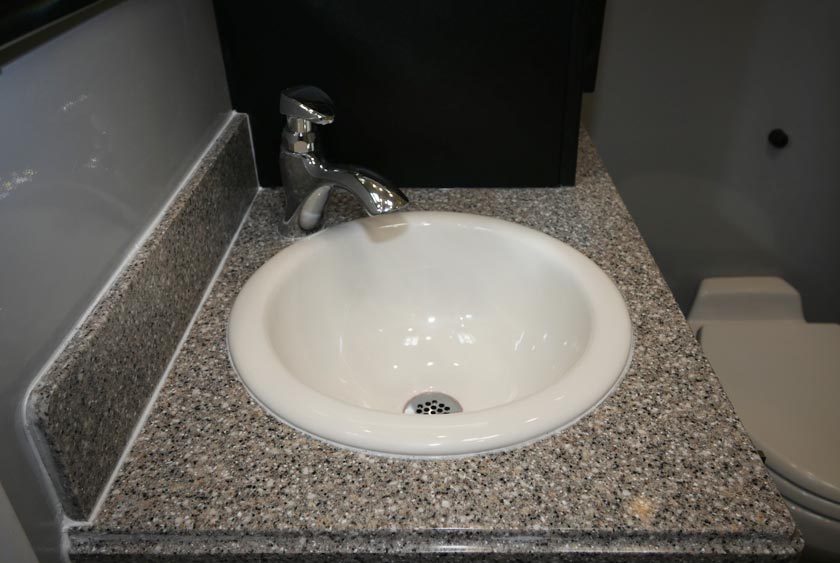PORCELAIN SINK WITH AUTO SHUTOFF FAUCET