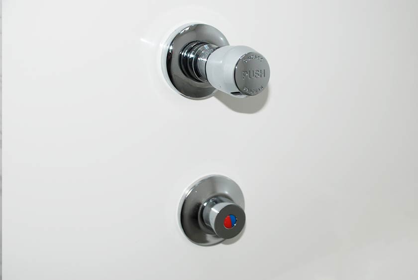 AUTOMATIC SHUTOFF FOR SHOWER TO CONSERVE WATER