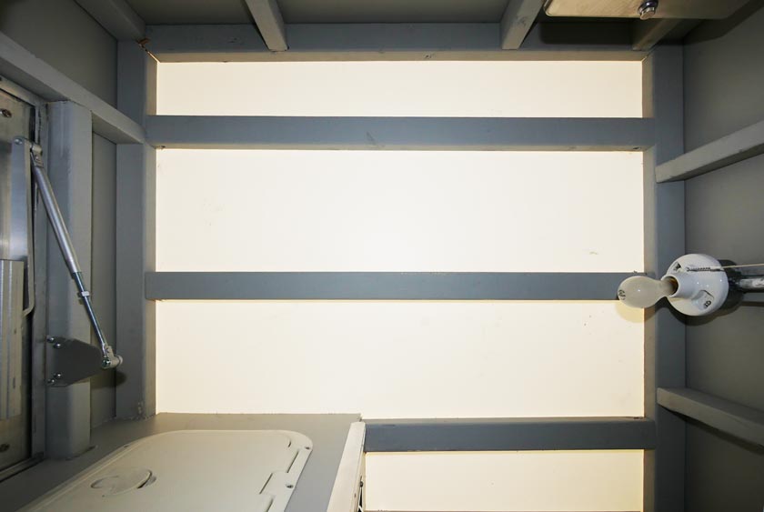 TRANSLUCENT CEILING FOR NATURAL LIGHTING