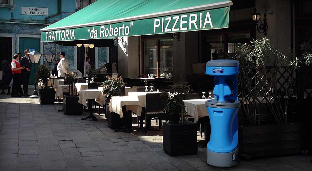 The Ocean Sink Near Restaurants