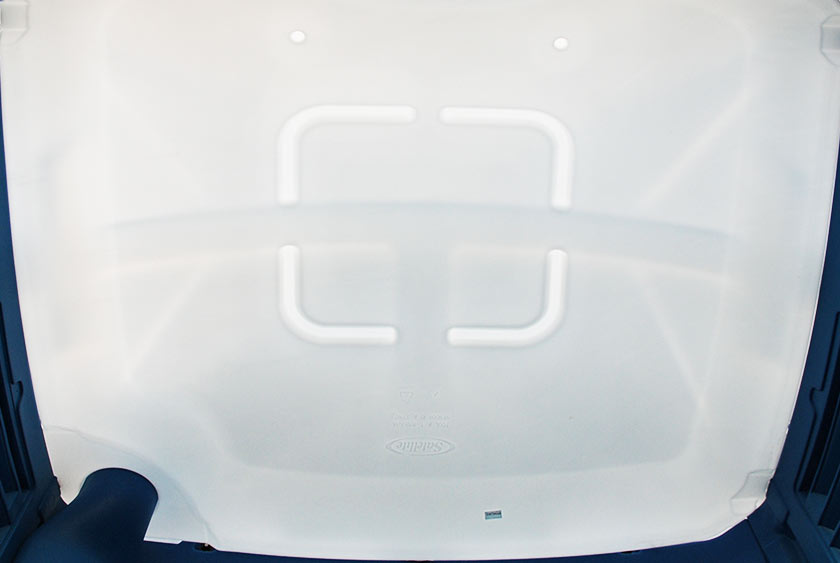 TRANSLUCENT ROOF FOR NATURAL LIGHT