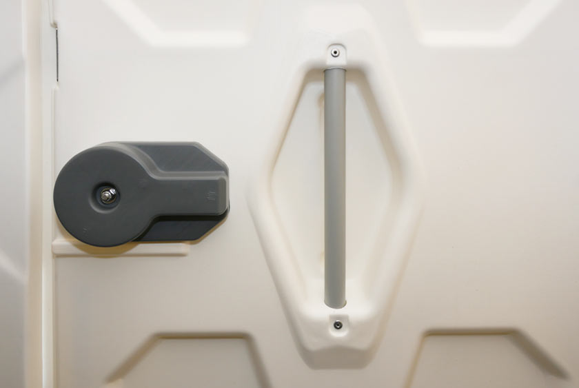 DOOR HANDLE AND MANUAL LOCK FOR PRIVACY