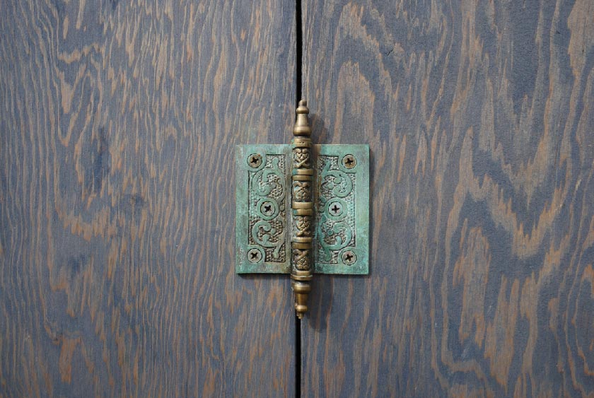 OLD WORLD STYLE BRASS PATINA DOOR HINGES