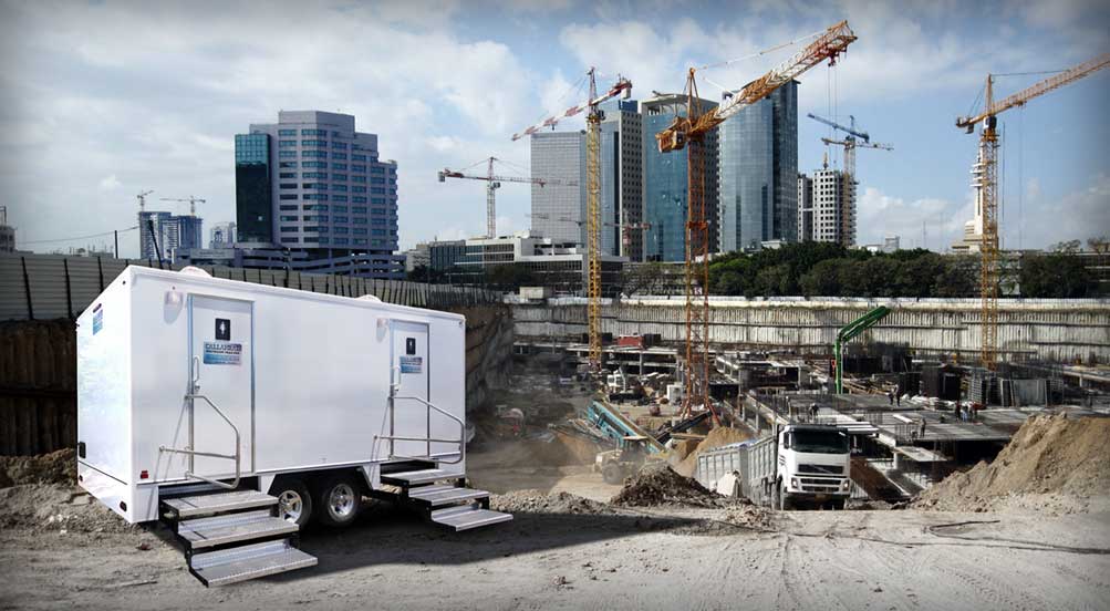 The BAYSIDE Commercial Grade Restroom Trailer