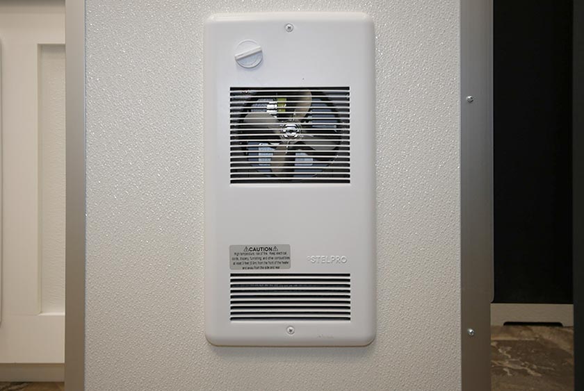 POWERFUL FAN FORCED HEATER PROVIDES WARMTH DURING FREEZING COLD WEATHER