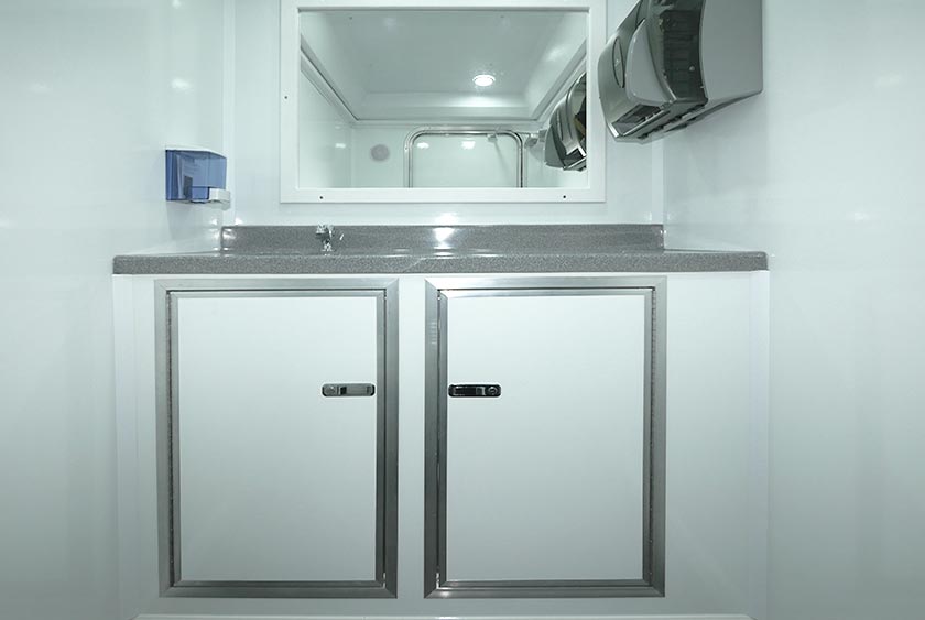 LARGE VANITY WITH MIRROR