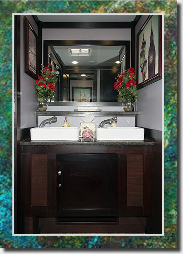The Hyde Park Luxury Restroom The Hyde Park Luxury Restroom