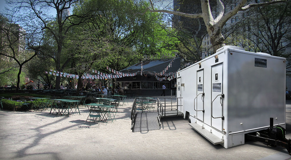 Indepedence Hanidcap Restroom Trailer In The Park