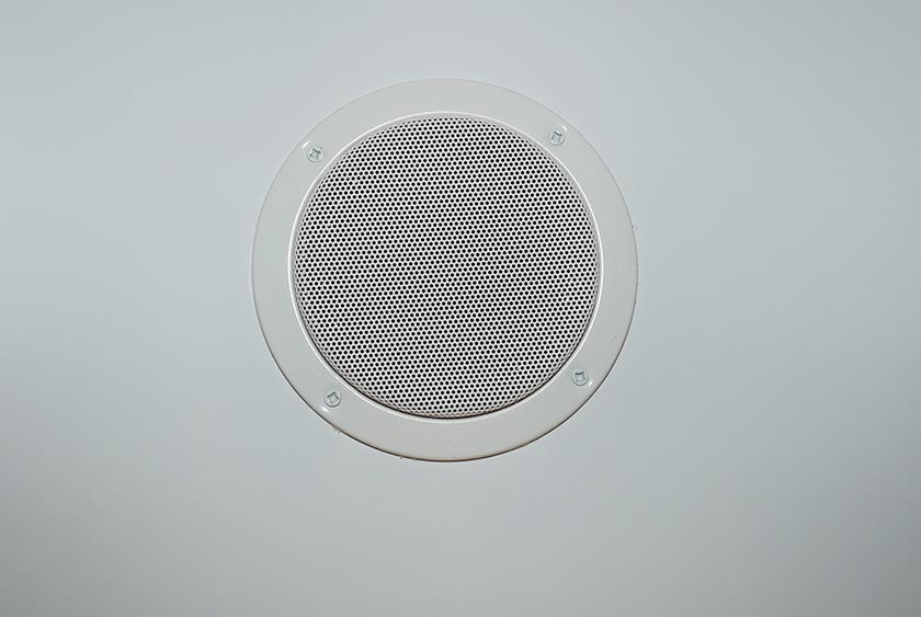 AM/FM STEREO/CD PLAYER WITH CEILING MOUNTED SPEAKERS