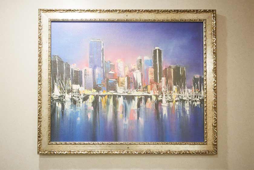 BEAUTIFUL FRAMED ARTWORK THROUGHOUT