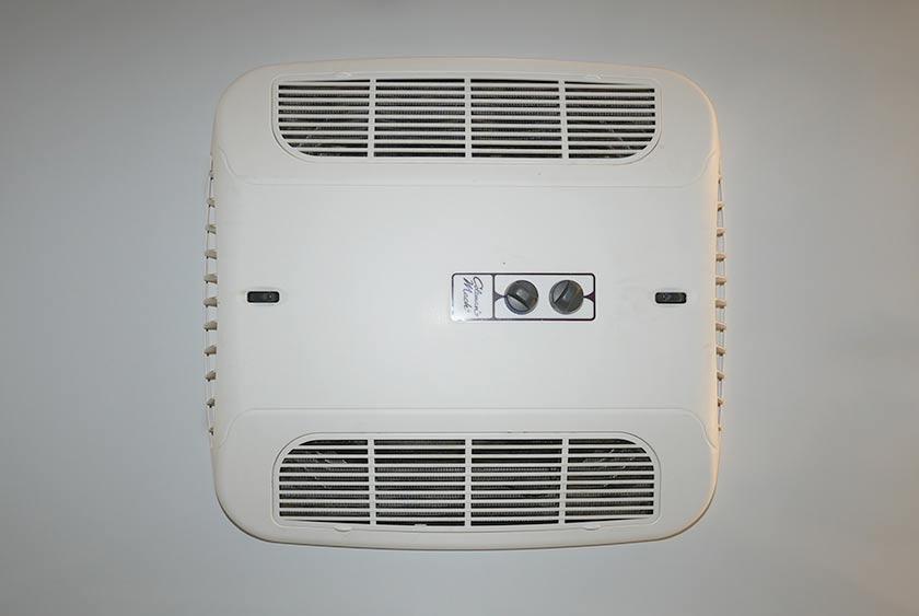 15,000 BTU AIR CONDITIONING SYSTEM 