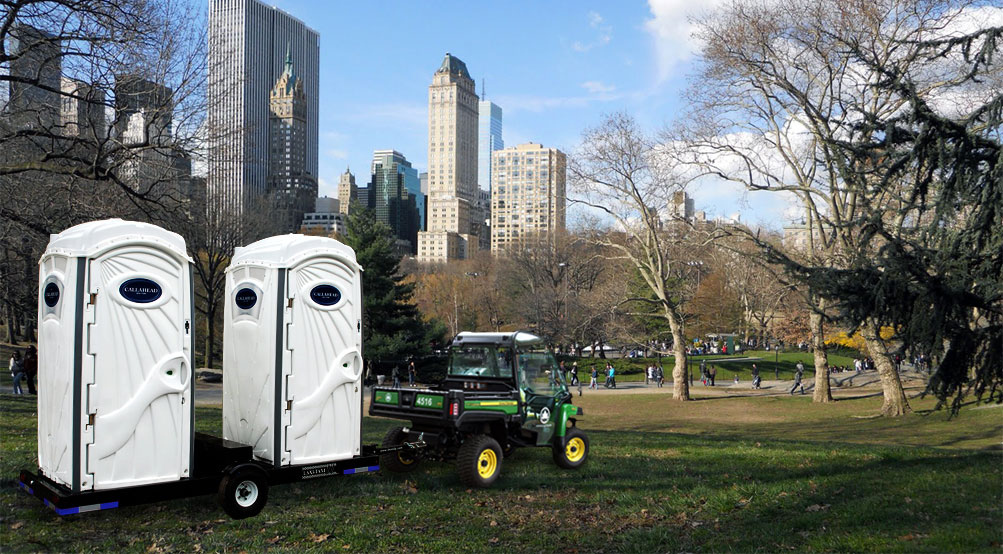 Restroom Trailer at a New York Pool