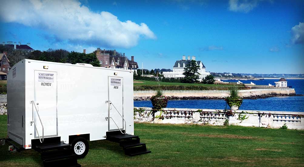 The Driftwood Restroom Trailer By The Water