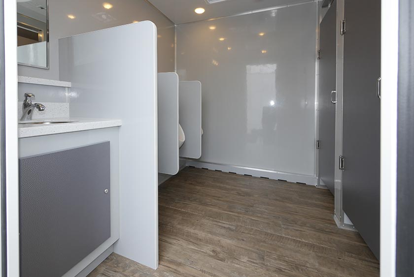 MEN'S SIDE, LEFT VIEW