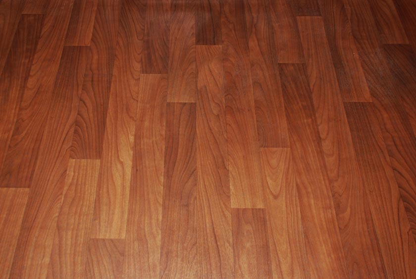 WIDE PLANK RED OAK WOOD FLOORS