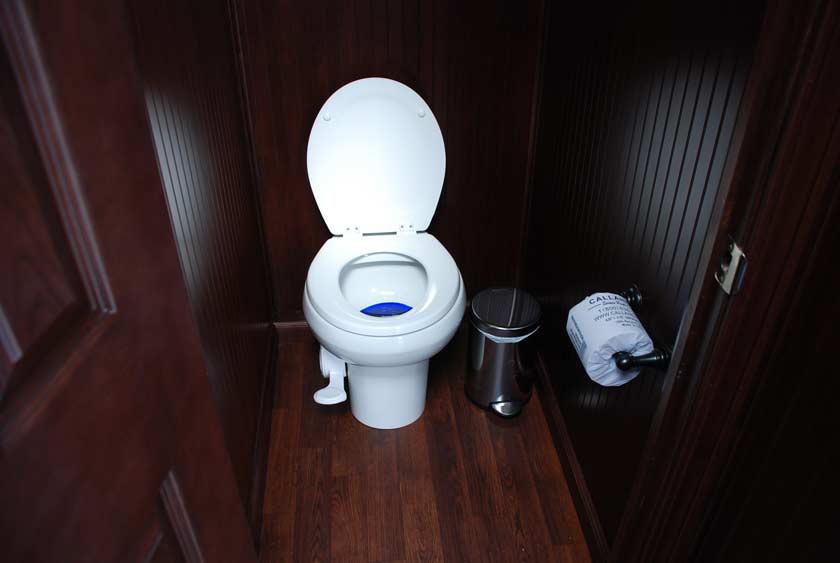 FIVE SPACIOUS TOILET STALLS FOR WOMEN