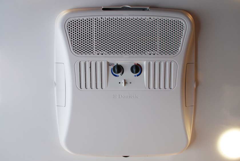 THERMOSTAT CONTROLLED HEAT AND AIR CONDITIONING