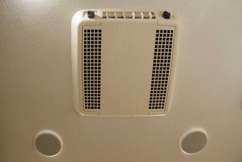 THERMOSTAT CONTROLLED HEAT AND AIR CONDITIONING