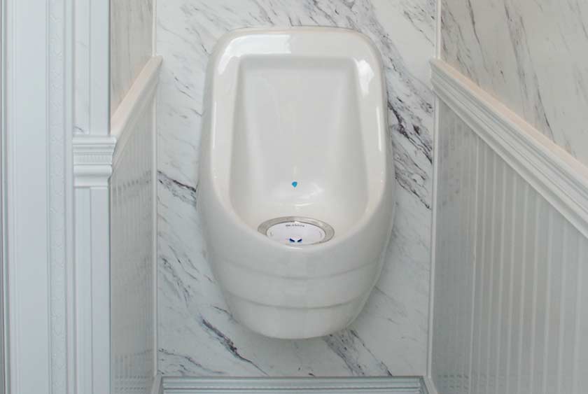 ODORLESS SLOAN PORCELAIN URINAL