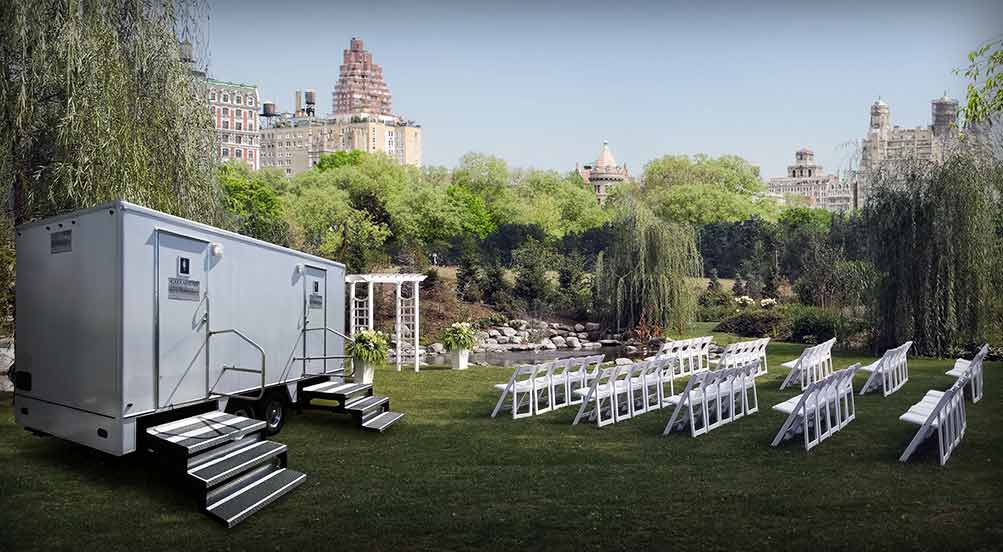 The White Horse Luxury Restroom Trailer In The Park
