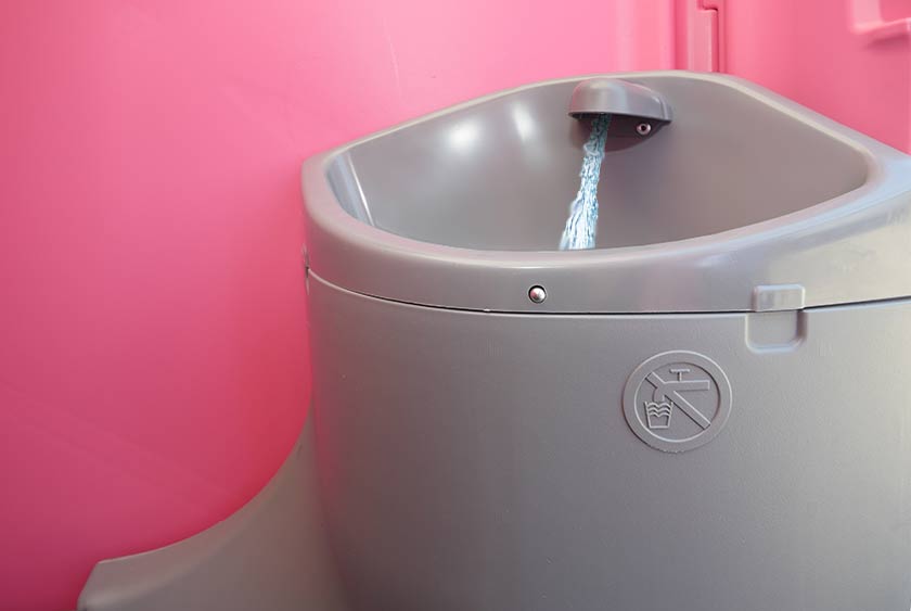 FOOT PUMP FAUCET FOR SANITARY HAND WASHING