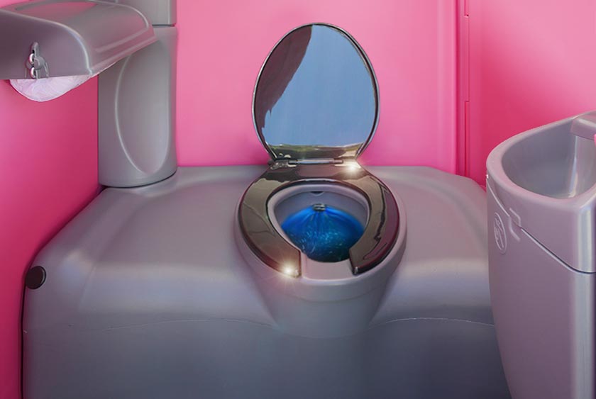 FULL SIZED TOILET SEAT WITH HANDS-FREE FLUSH!