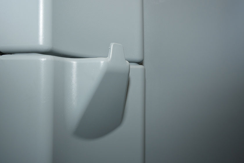 CONVENIENCE HOOK ON CORNER PANEL